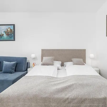 Jantar - Port Apartment